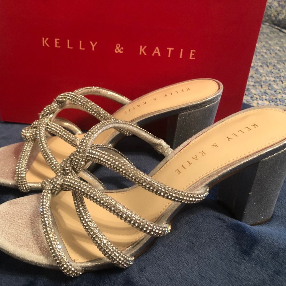 Silver Bridal Prom Heels Kelly & Katie Sz 8 1/2 Shiny Blingy